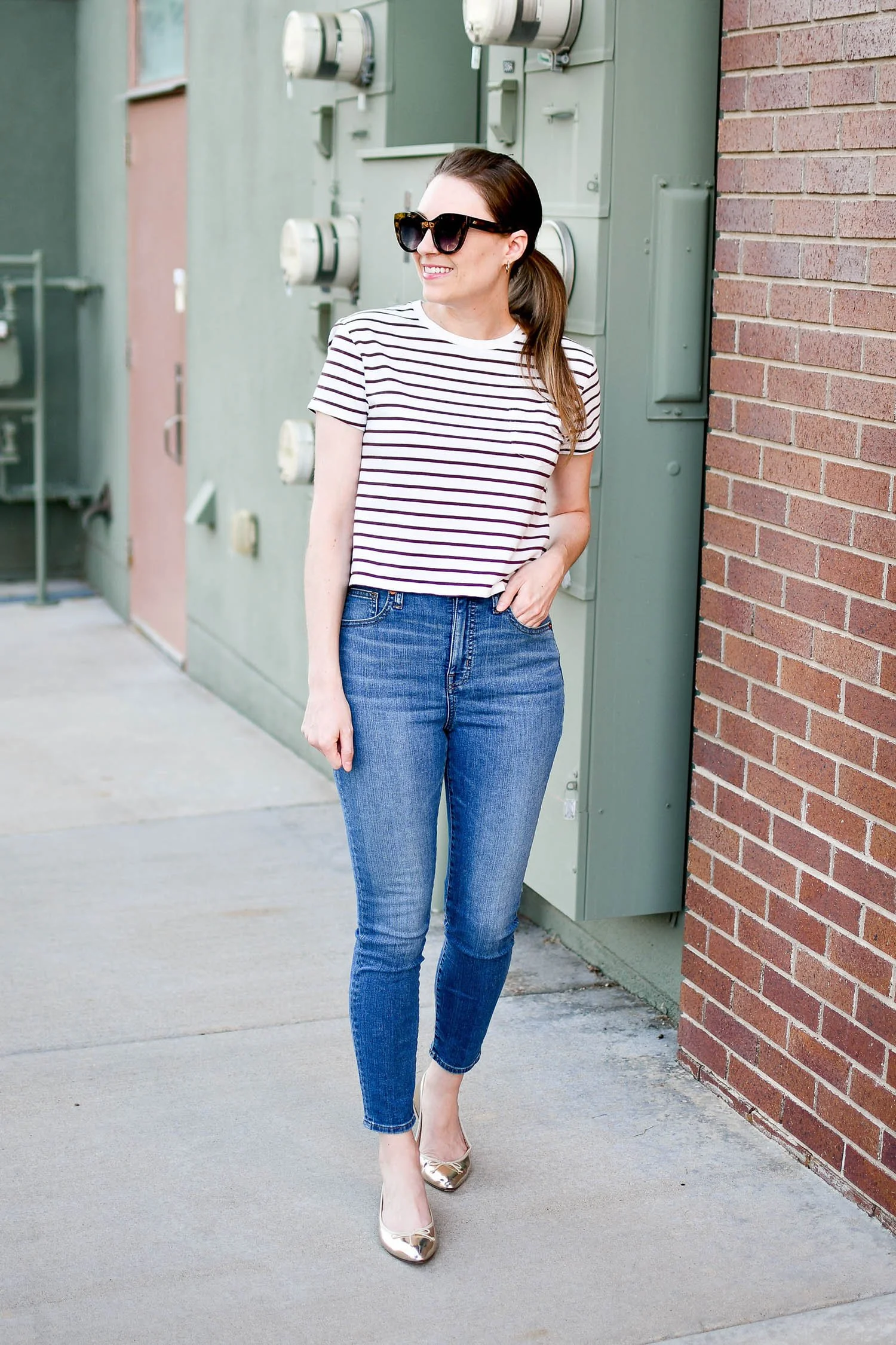 Best Jeans for Short Curvy Women: Madewell Curvy Skinny Jeans | Cotton Cashmere Cat Hair