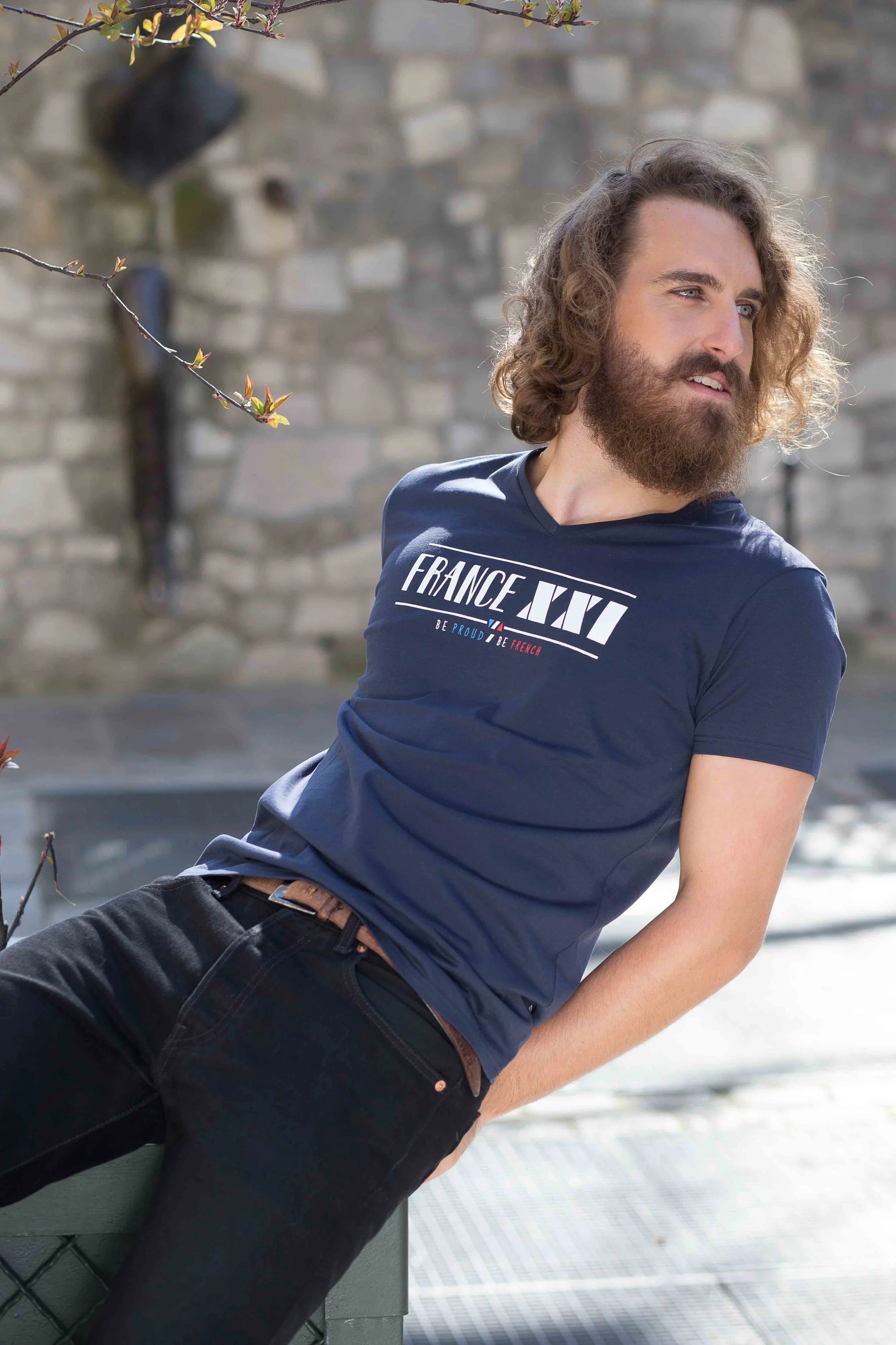 L'Authentique - Pour Lui - Col V Bleu Navy - Photo.jpg