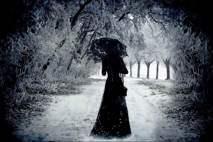 carol-gills-gothic-woman-forest-big.jpg