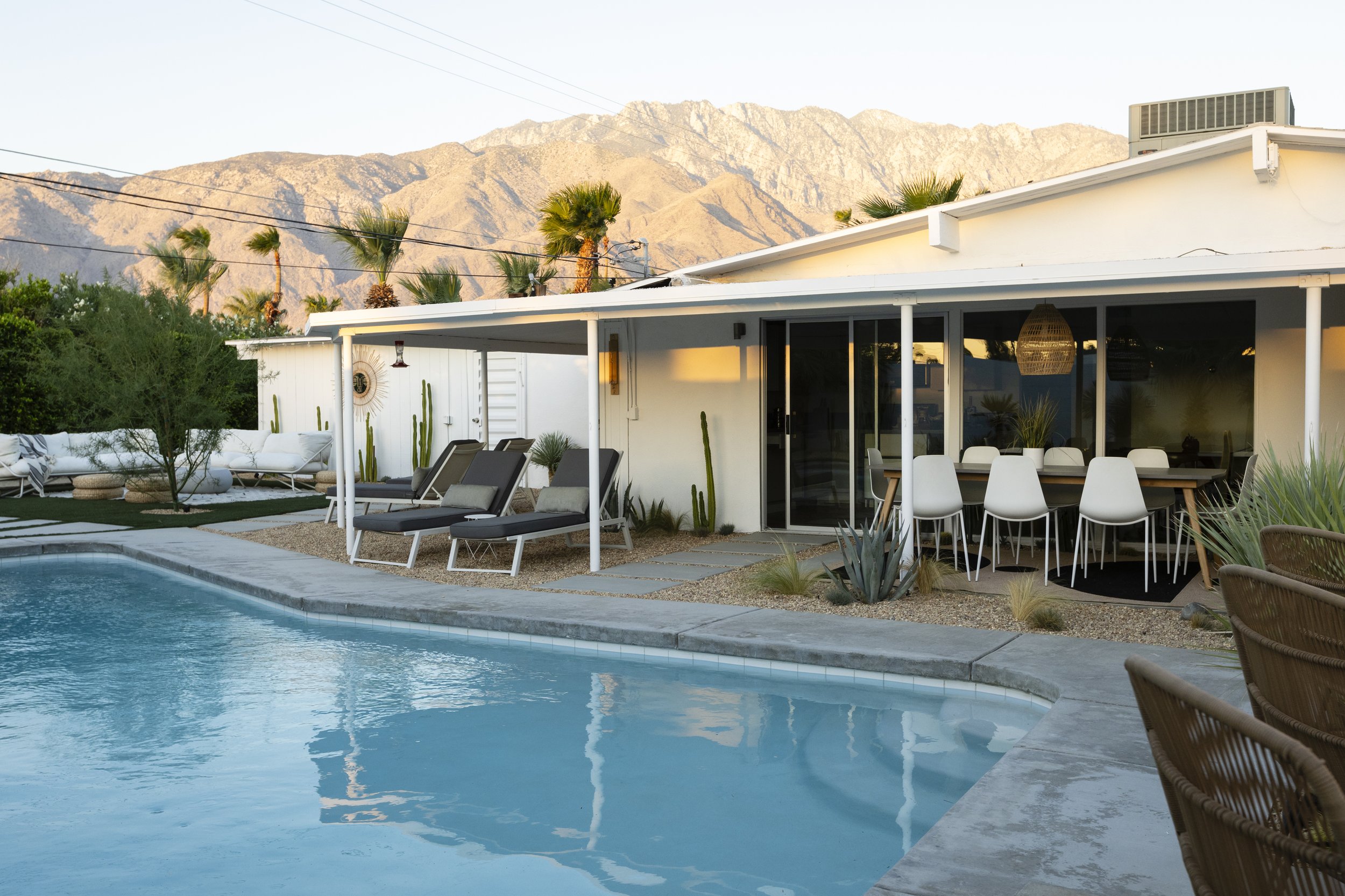 Airbnb photographer Palm Springs California