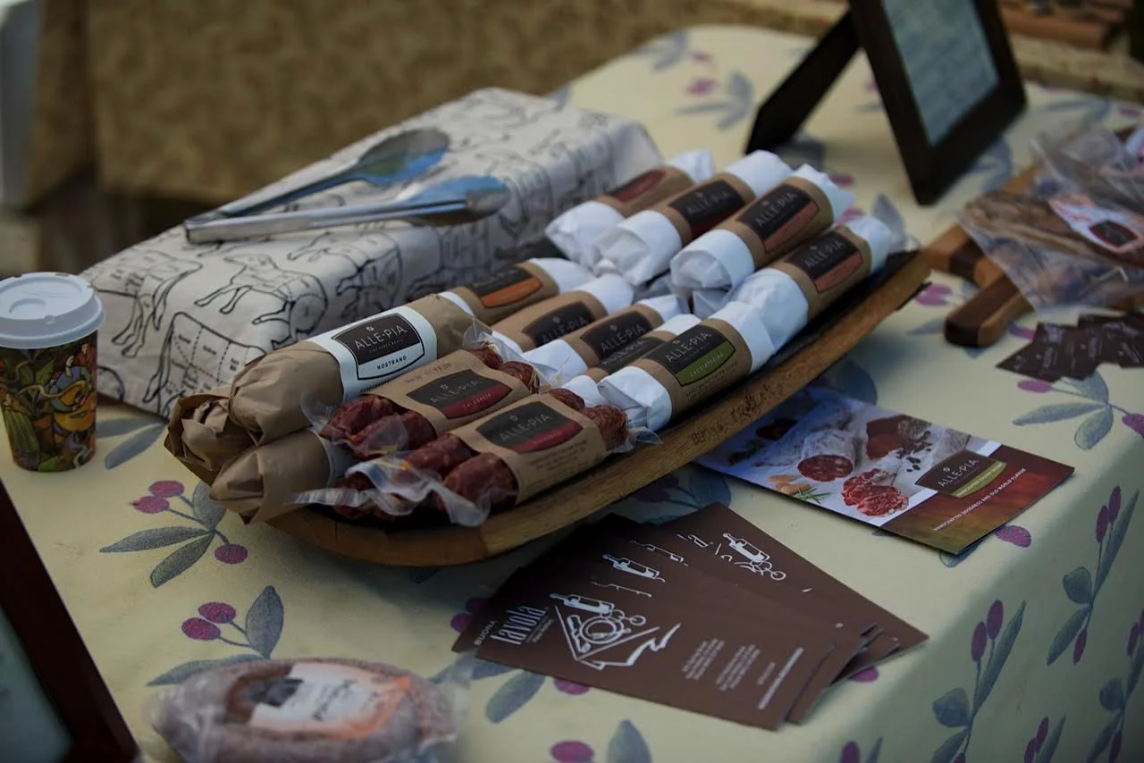 farmers market display.jpg