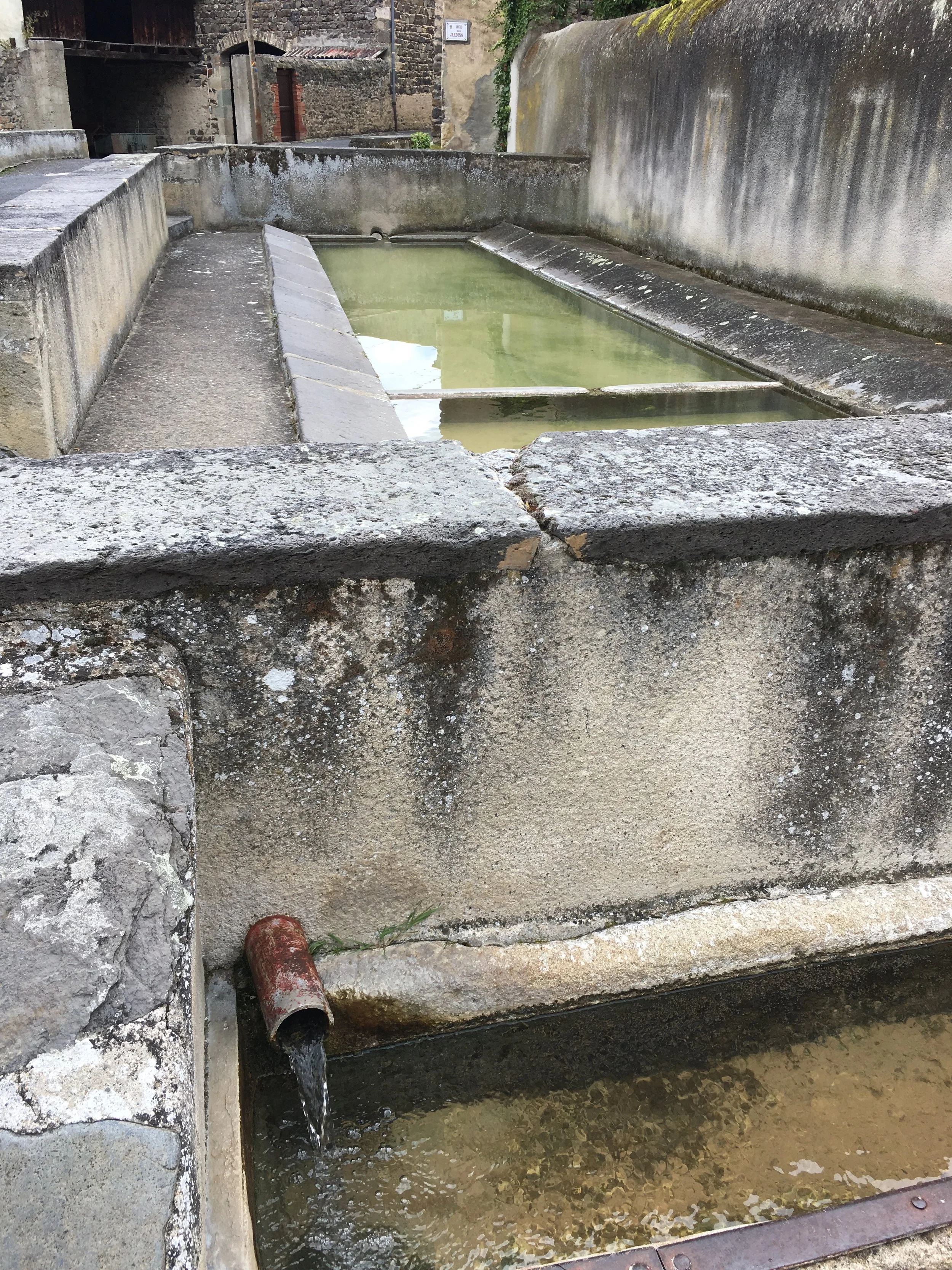 Mareugheol-Lavoir.jpeg