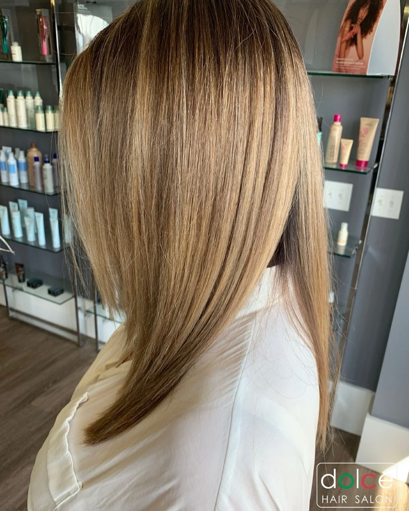 ✨ Transform your look, elevate your confidence ✨
At Dolce Hair Salon, we specialize in creating hair that&rsquo;s as bold, beautiful, and unique as you are. From rich dimensional color to precision cuts, our team is here to make every day a good hair