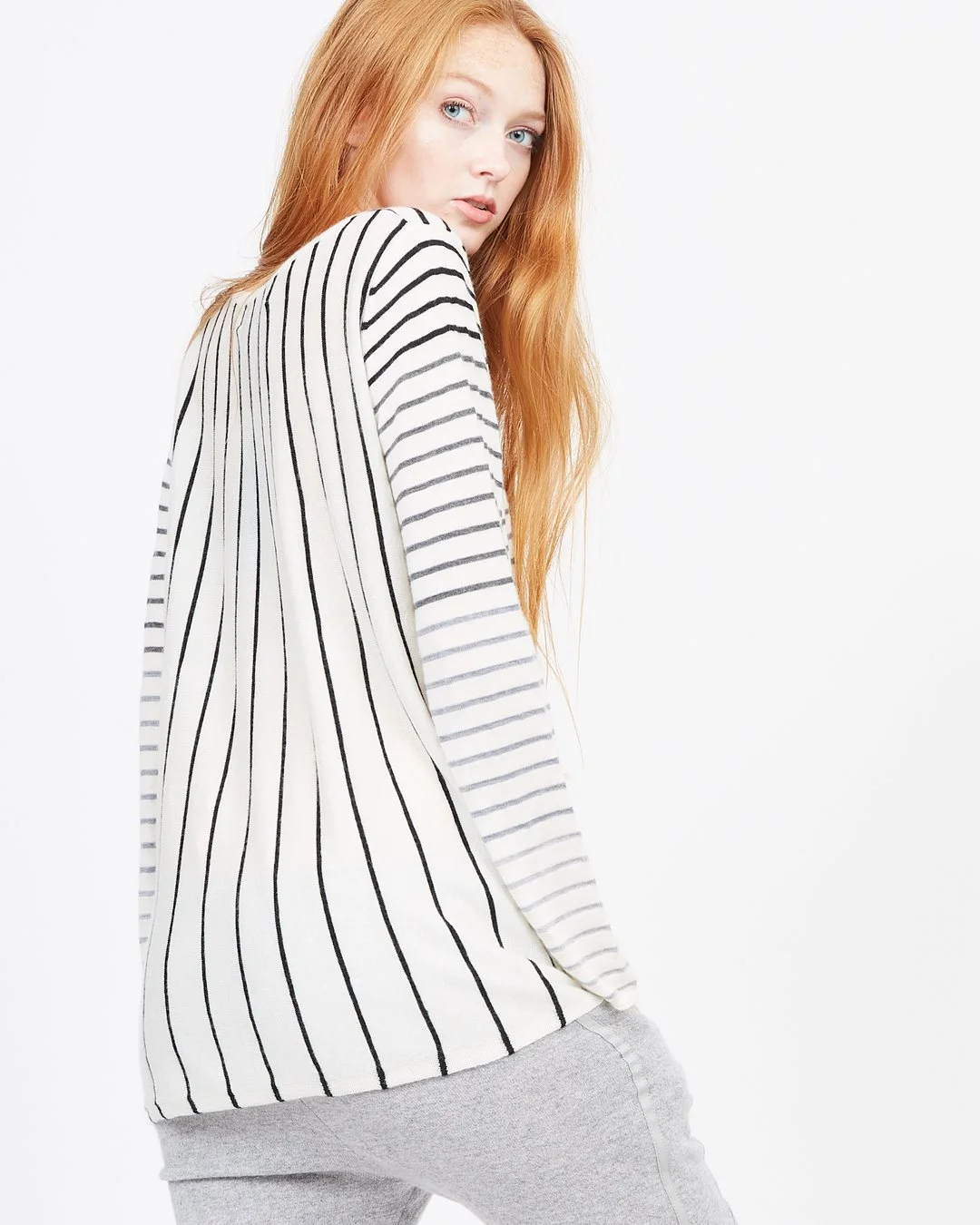QW73115-110-W_Denya_038_1080x.jpg