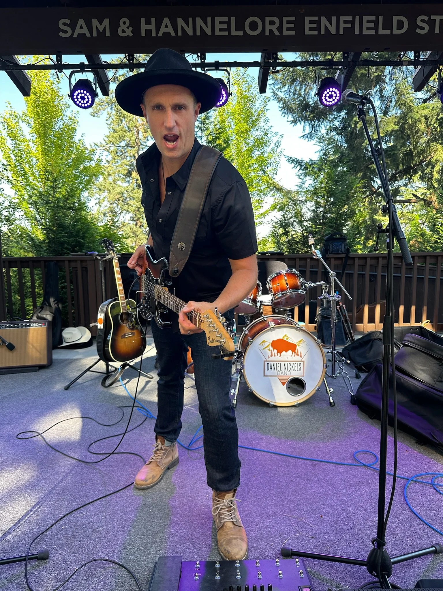 Live Music in Southern Oregon: Why the Small Stages Still Matter

