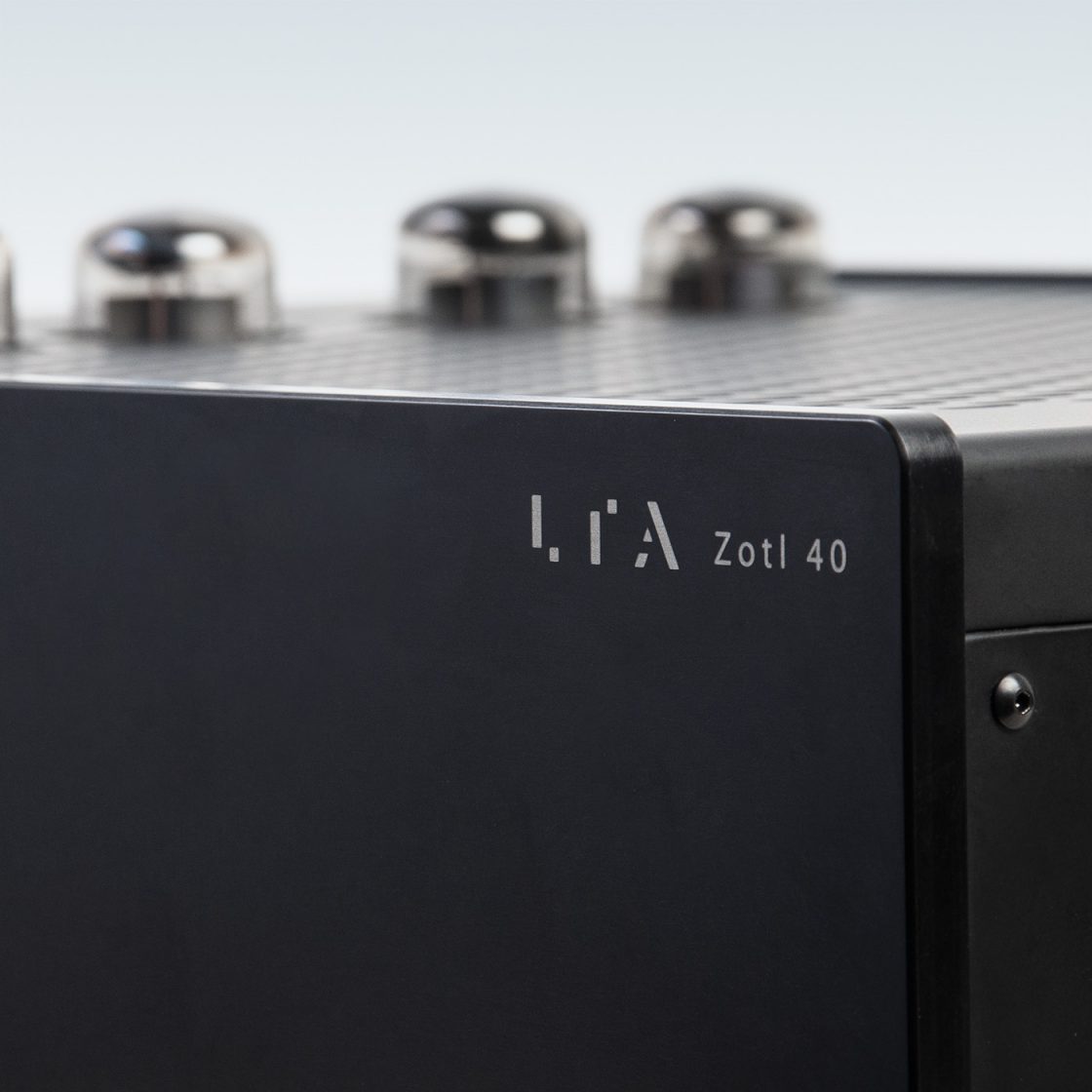 LTA-ZOTL40-Reference-tube-detail-2.jpg