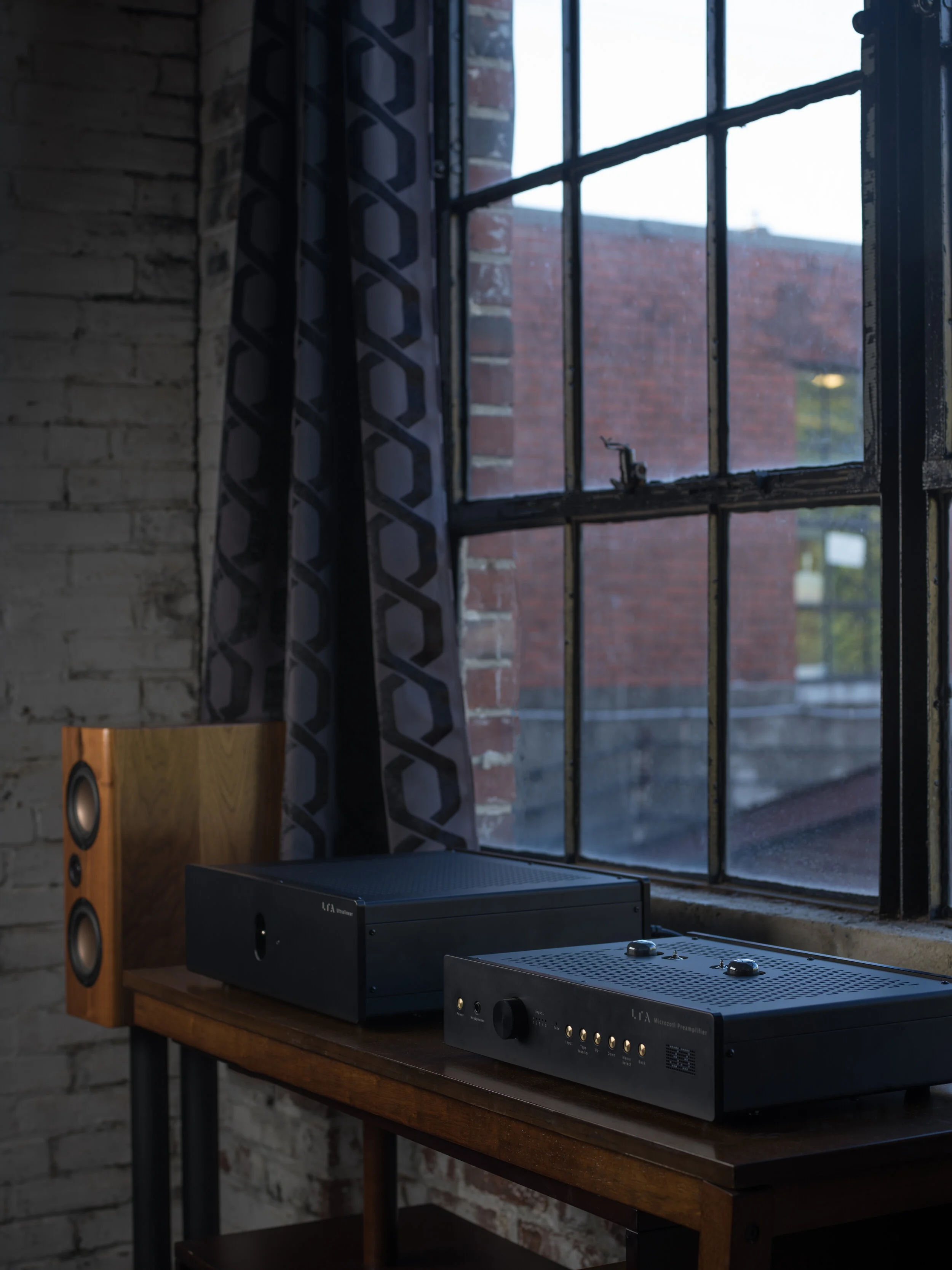 microZOTL Preamplifier Vacuum Tube Preamp by Linear Tube Audio