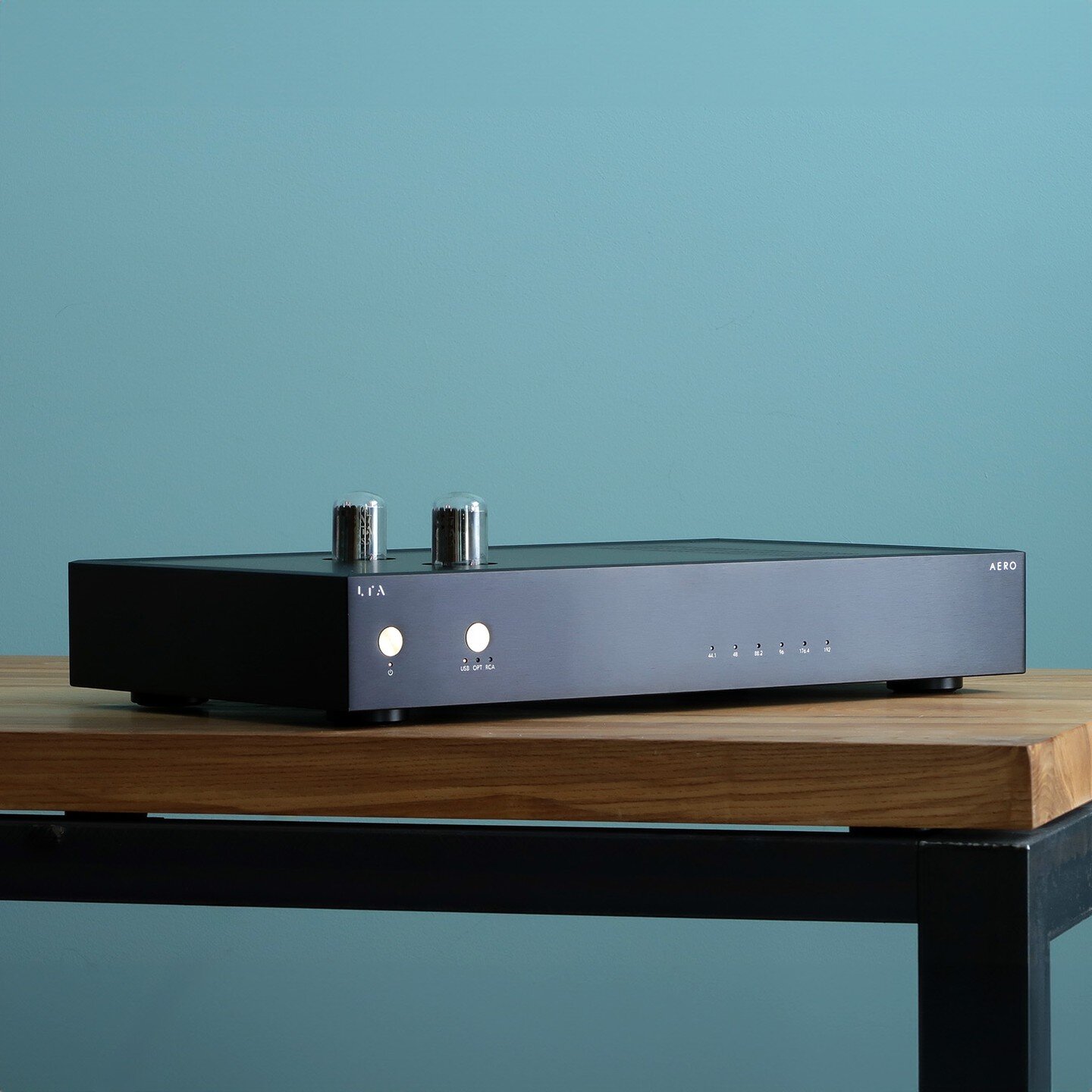 Aero: Linear Tube Audio&rsquo;s first-ever digital-to-analog converter, and the world&rsquo;s first DAC using ZOTL technology.

Coming soon. More info at the link in our bio 🔗

#dac #tubedac #hifi #hifiaudio #highendaudio #audiophile