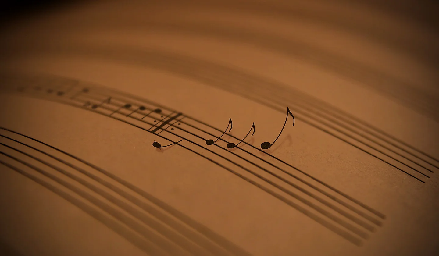 vladstudio_melody_1440x900_2a.jpg
