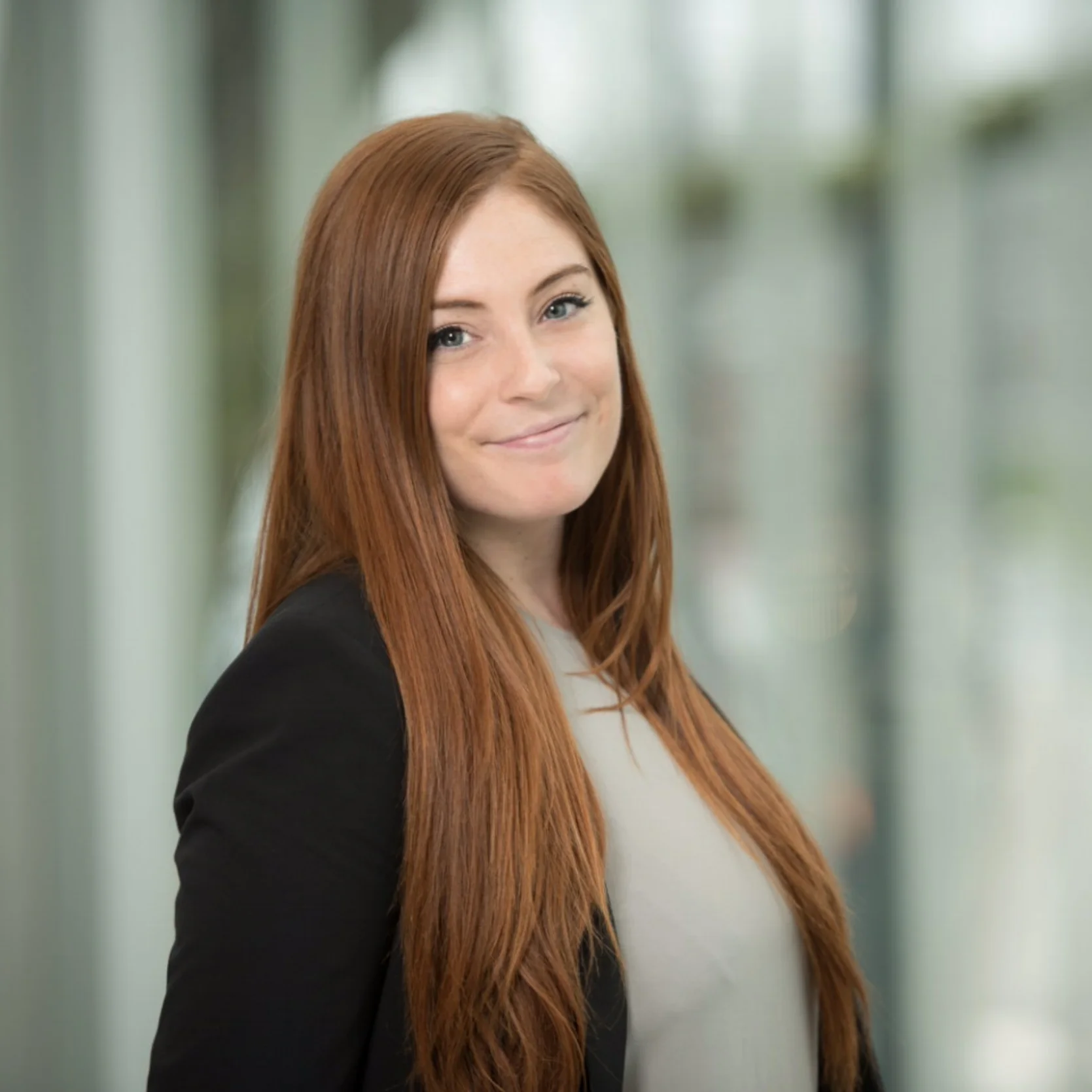 CecilieBalfour-Headshot.jpg