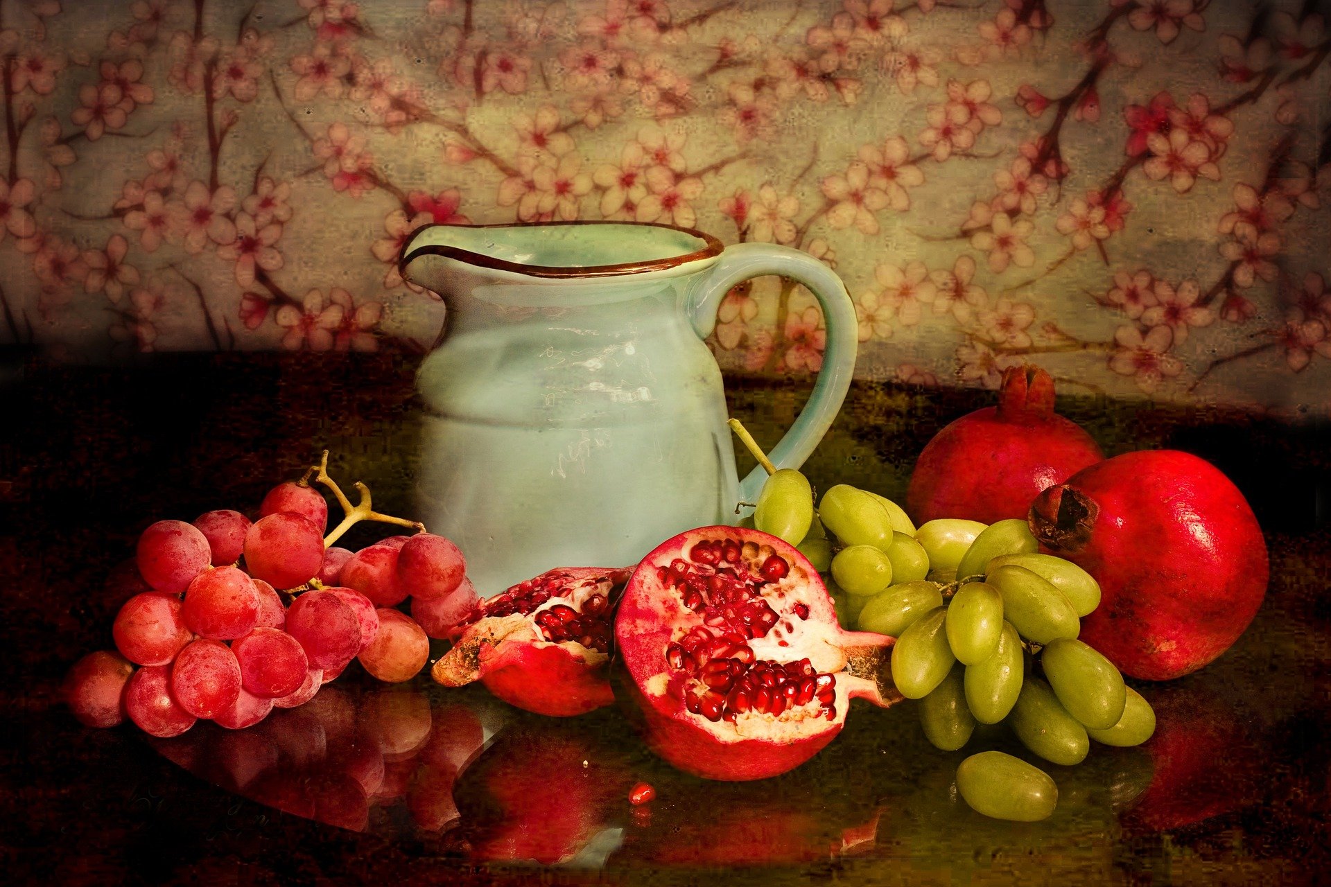 still-life-562357_1920.jpg