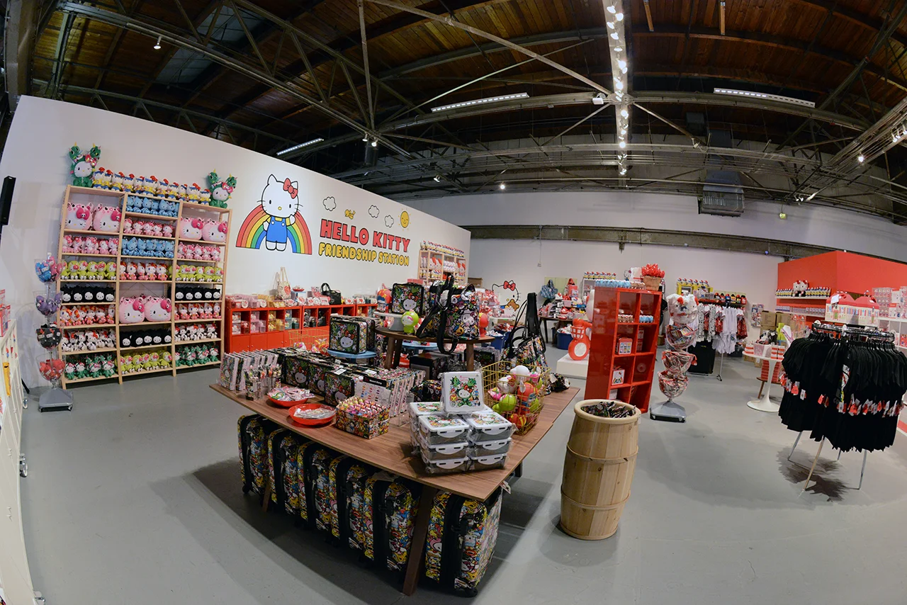 HELLO KITTY CONVENTION