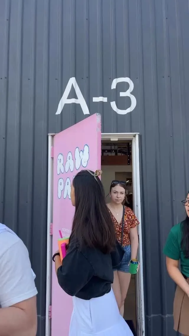 Candid chaos and good vibes only ✨
Small recap of last weeks summer walkabout!
.
.
.
.
.
.
.
#Theyardatx #theyardaustin #southaustin #Walkabout #summerwalkabout #austin #atx #food #foodtour #foodatx #stelmobrewing #theaustinwinery #texassake #rawpaw