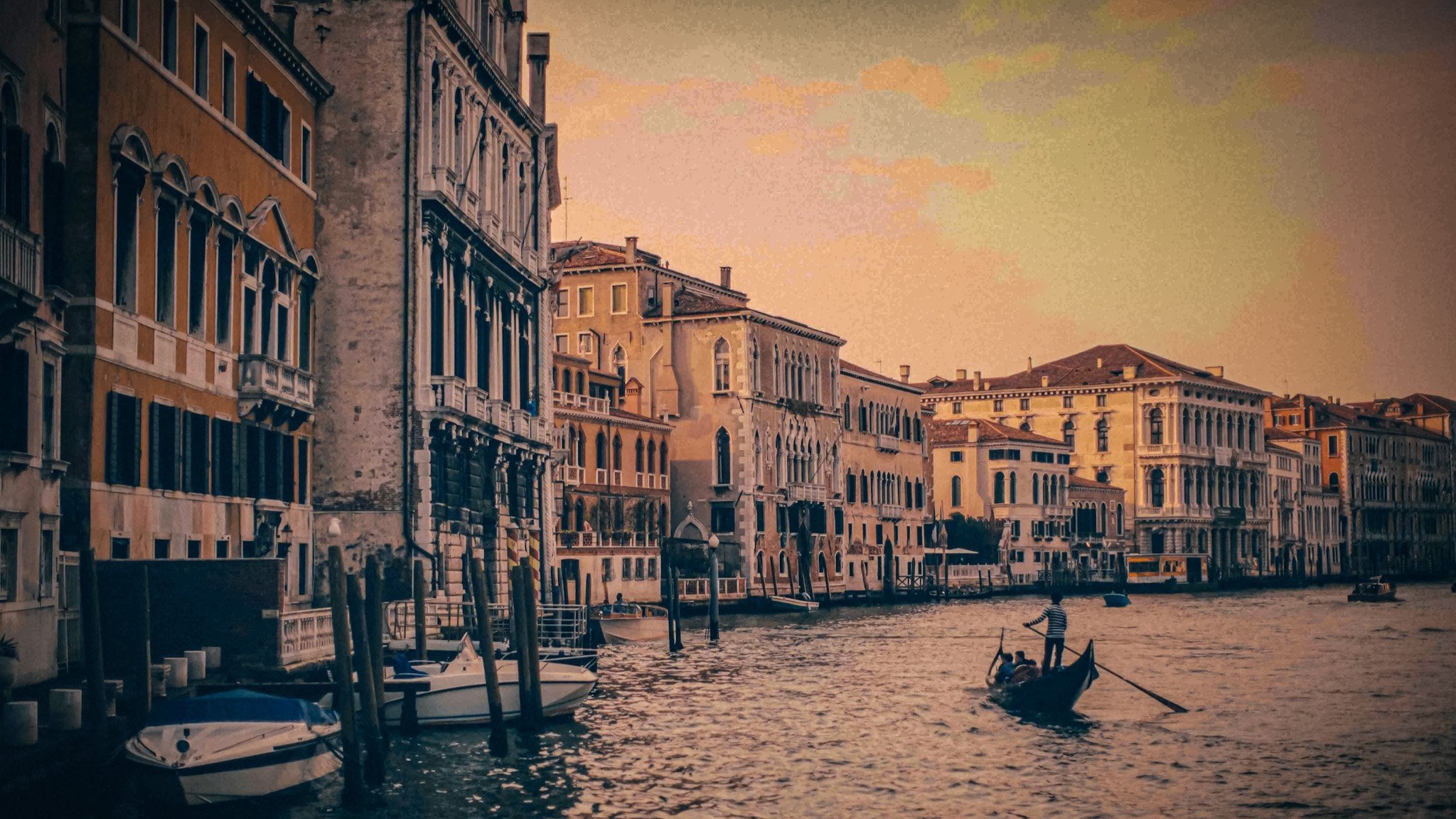 Venice2+2.jpg