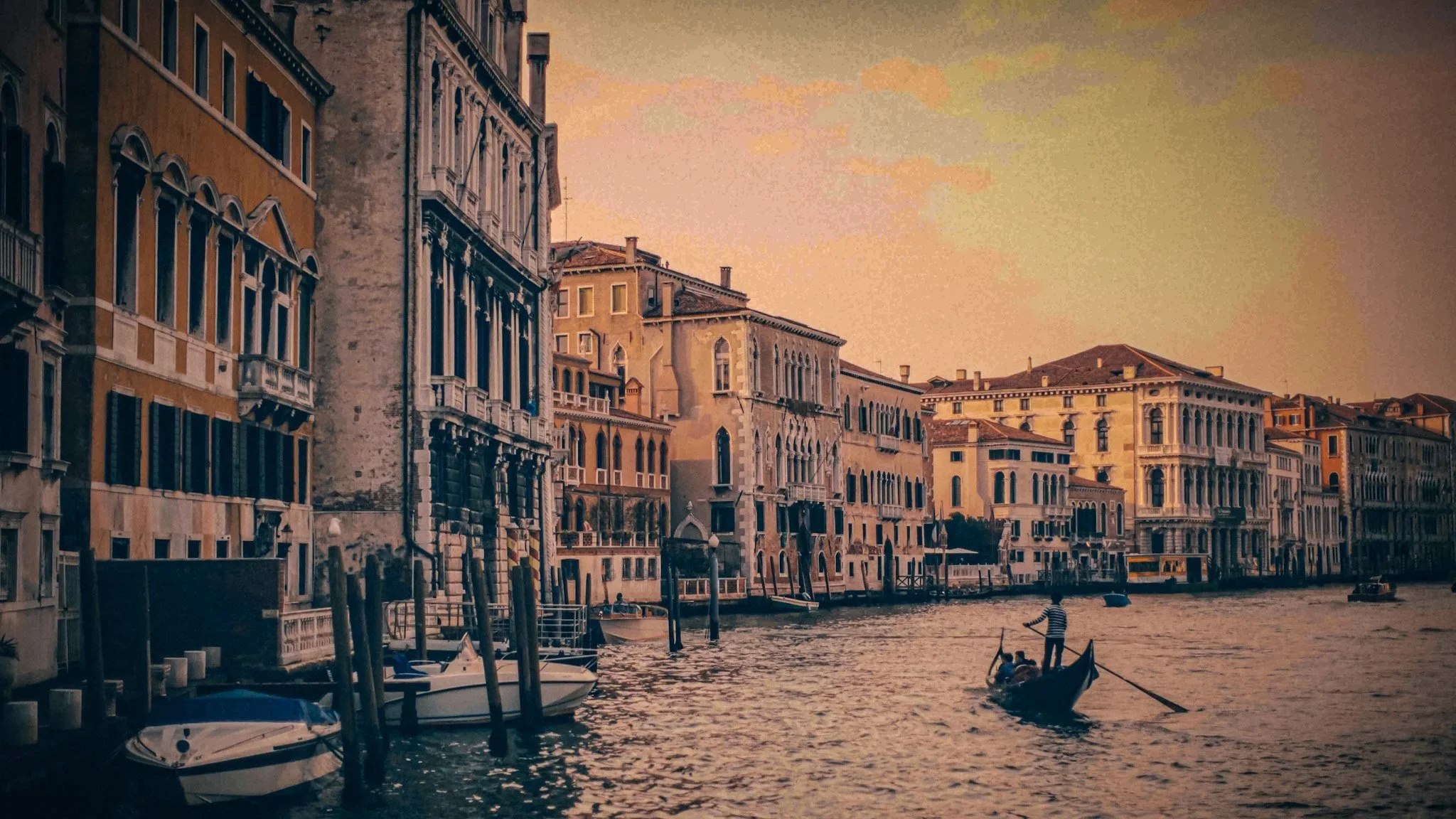 Venice2+2.jpg