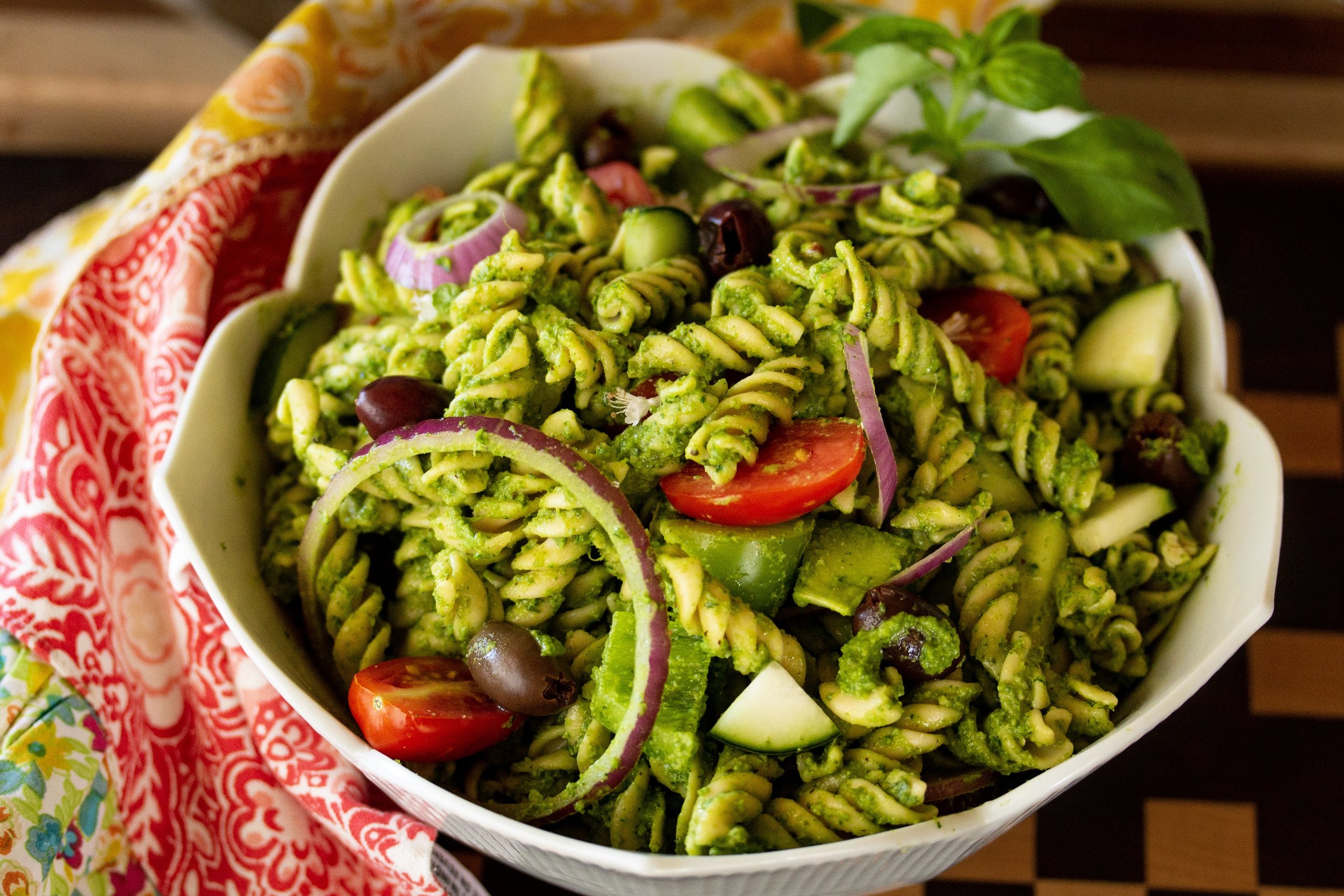 Mediterranean Pesto Pasta