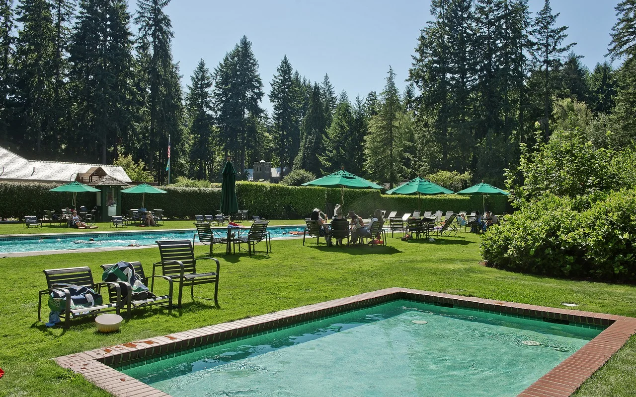 pool 3.jpg