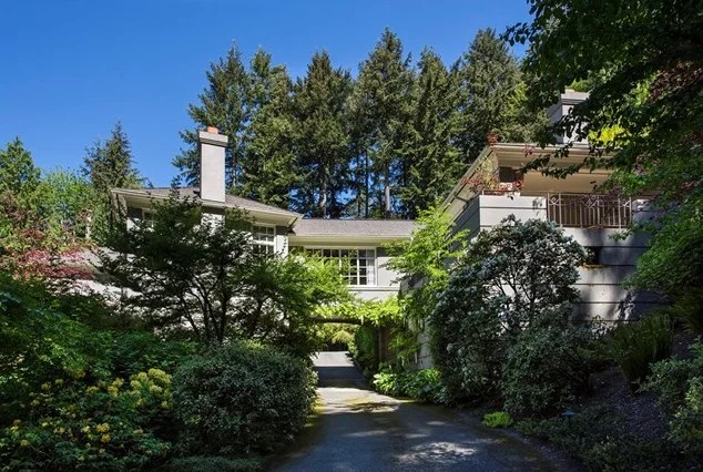 14 Olympic Dr NW.jpg