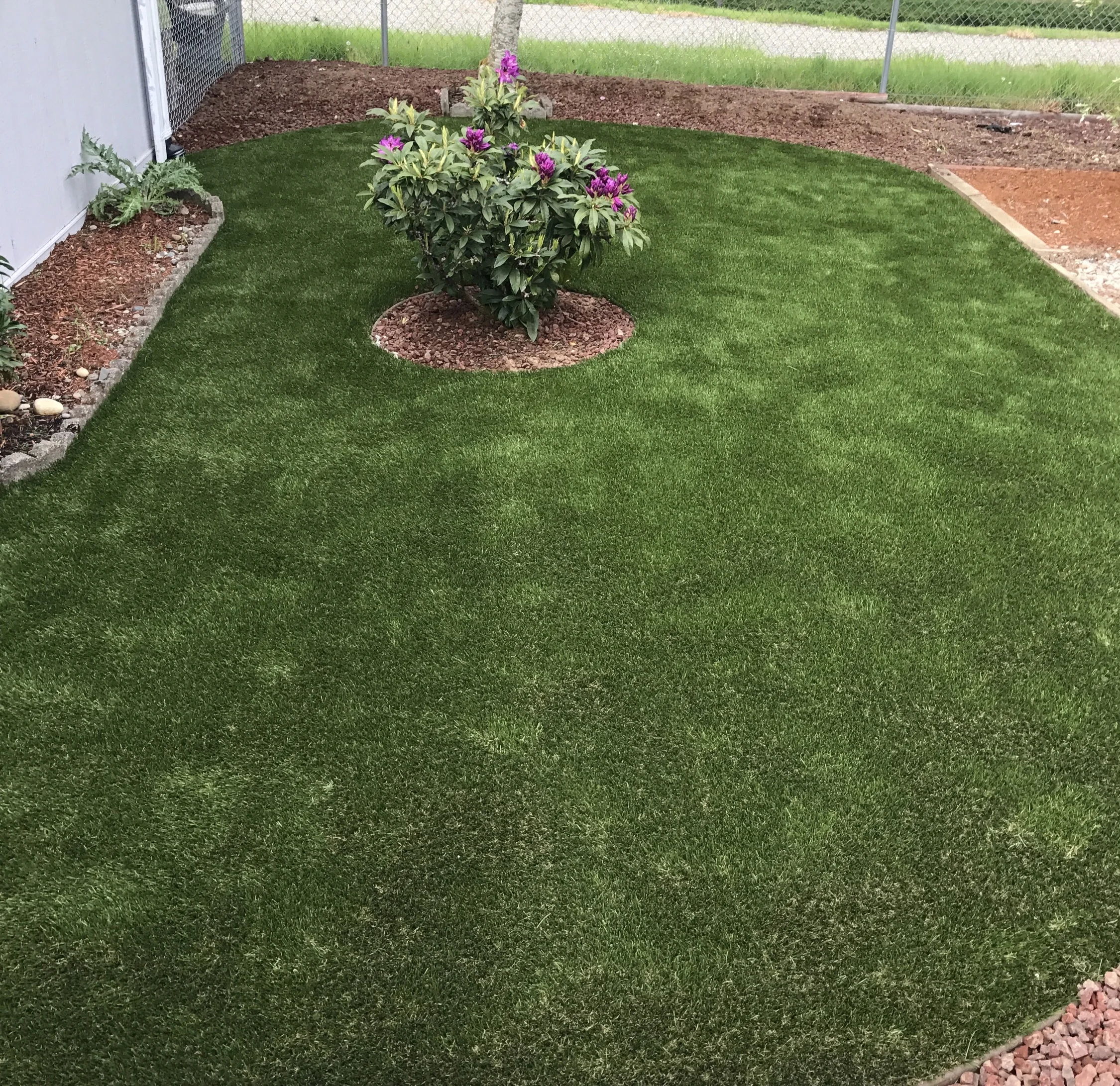 ForeverLawn Landscape LX