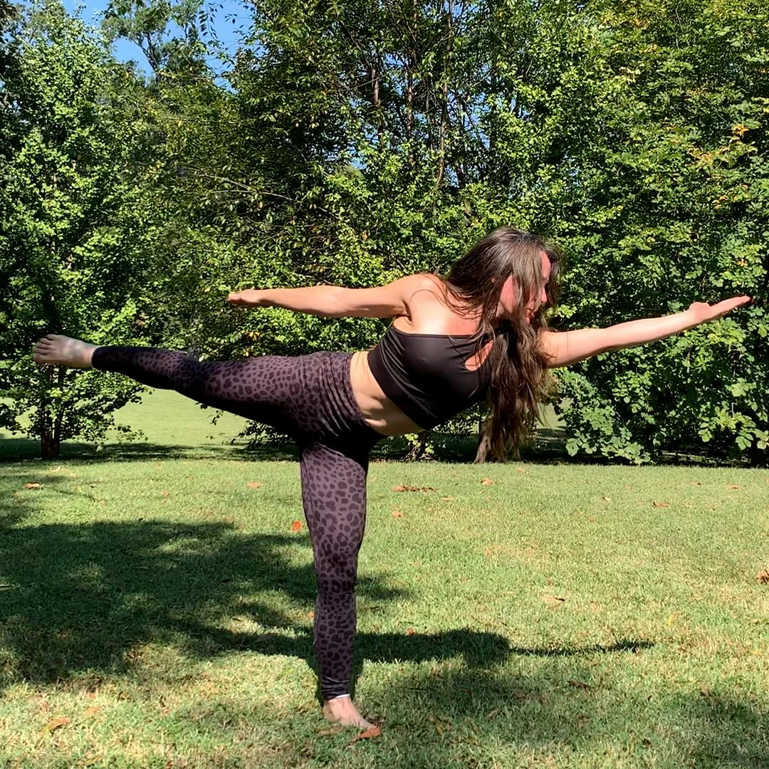 Joanna outside Right_C.jpg