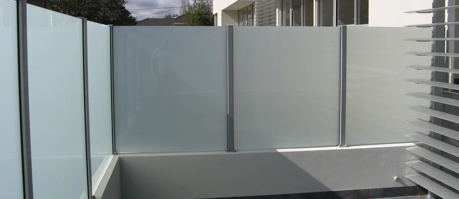 glass-screen-contractor.jpg