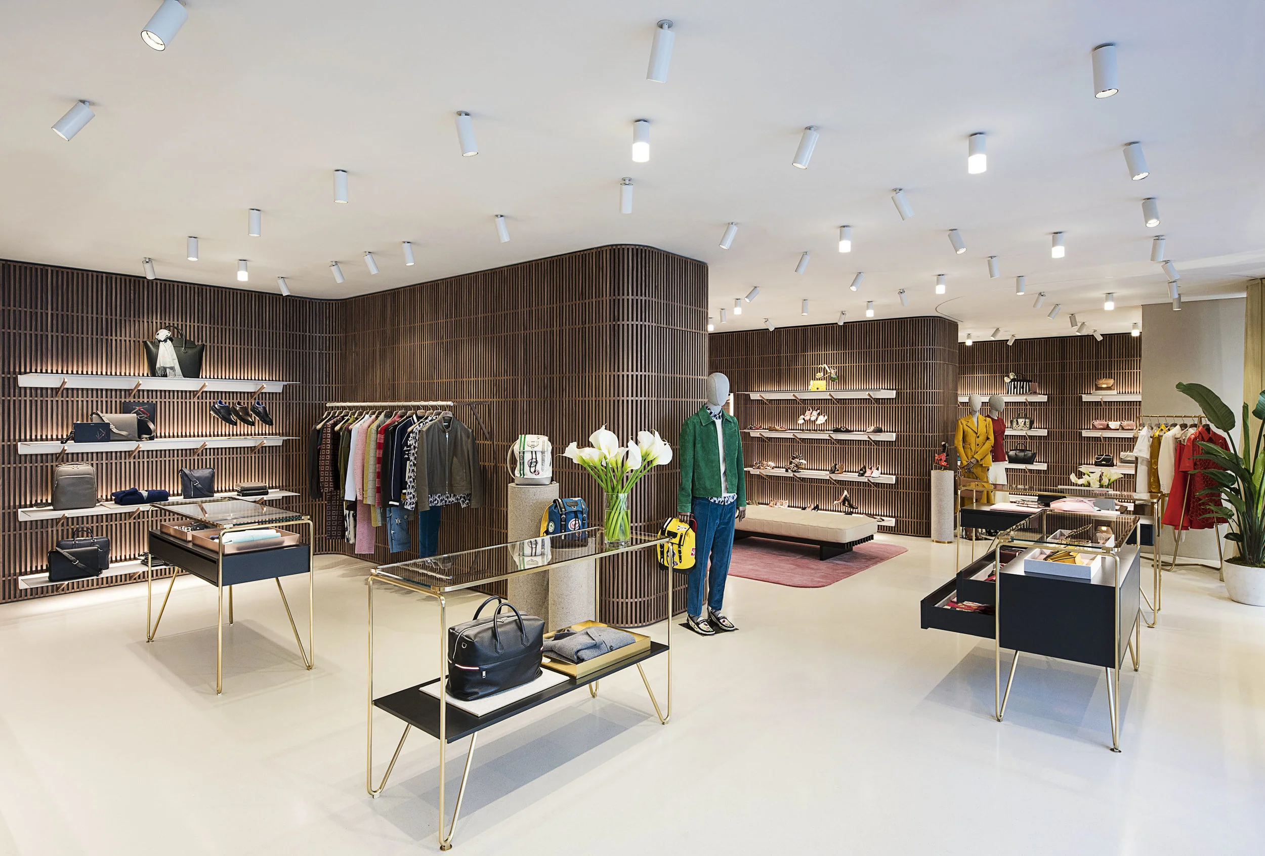 Bally_051017_0685.jpg
