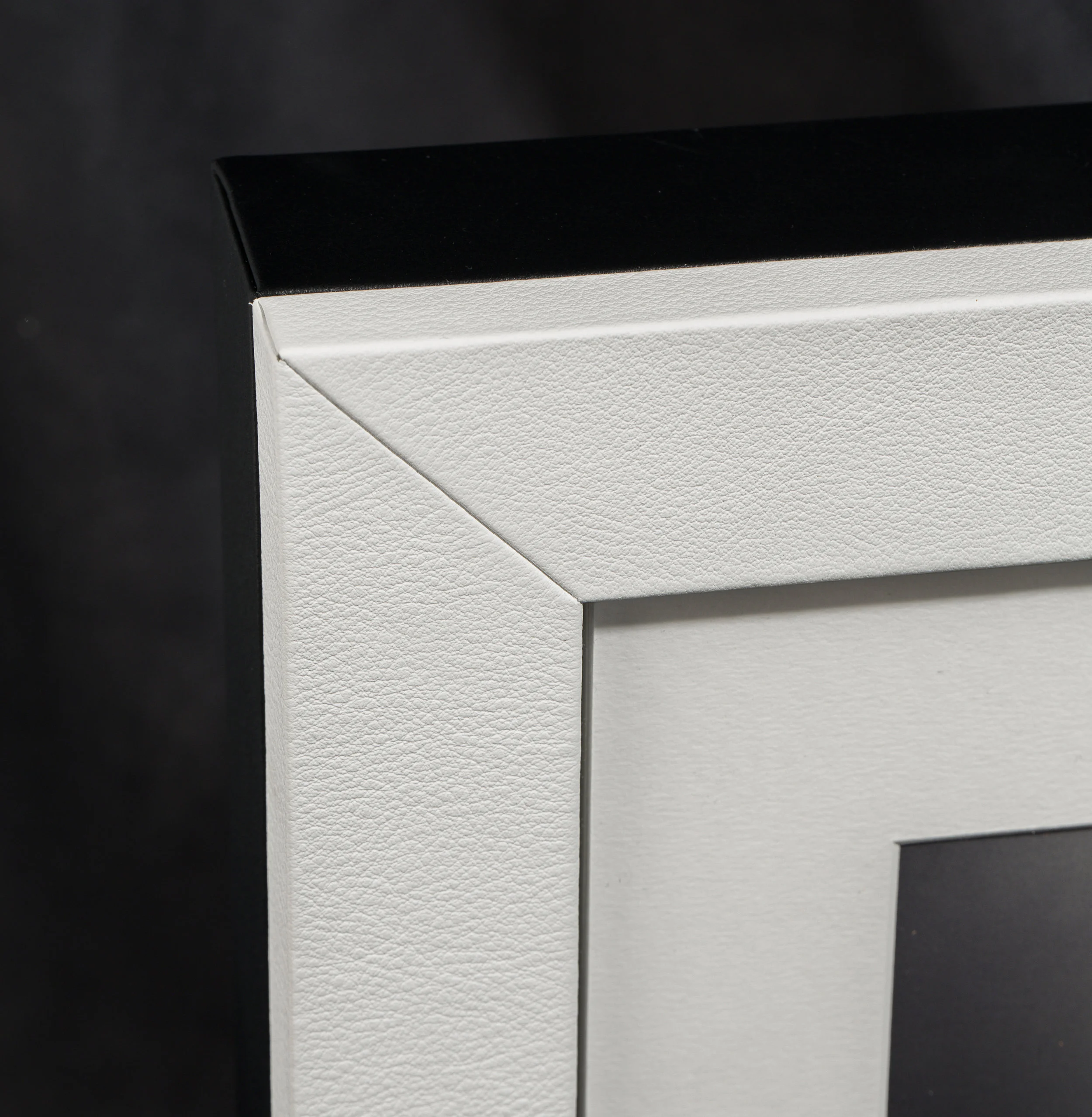 Reveal_detail_2.jpg