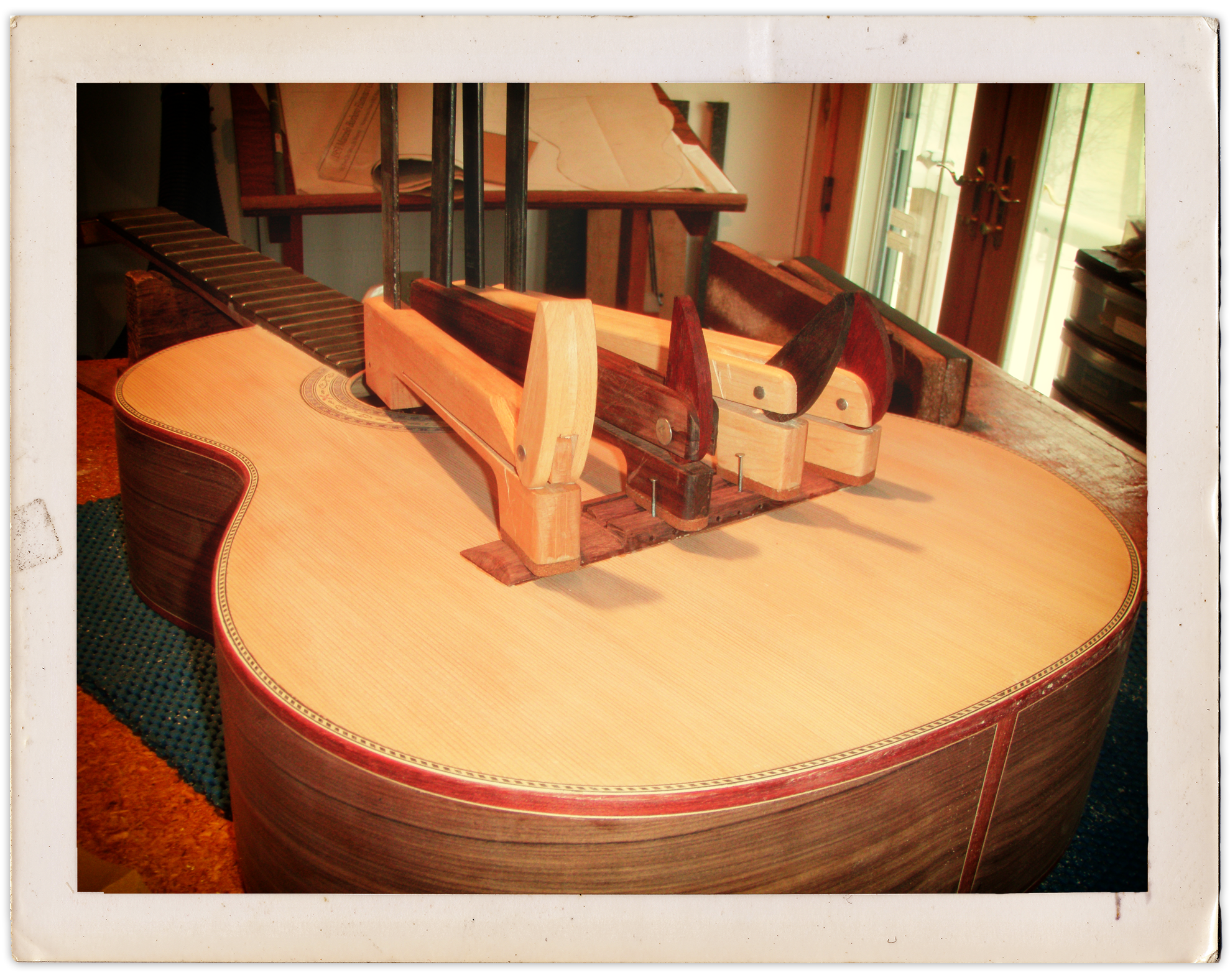 frame-gluing-bridge.png