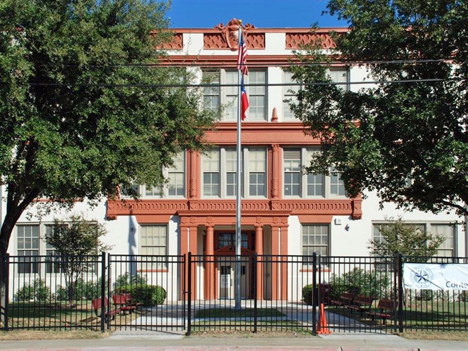 Phillis Wheatley High School (1929, Harry D. Payne) / courtesy photo