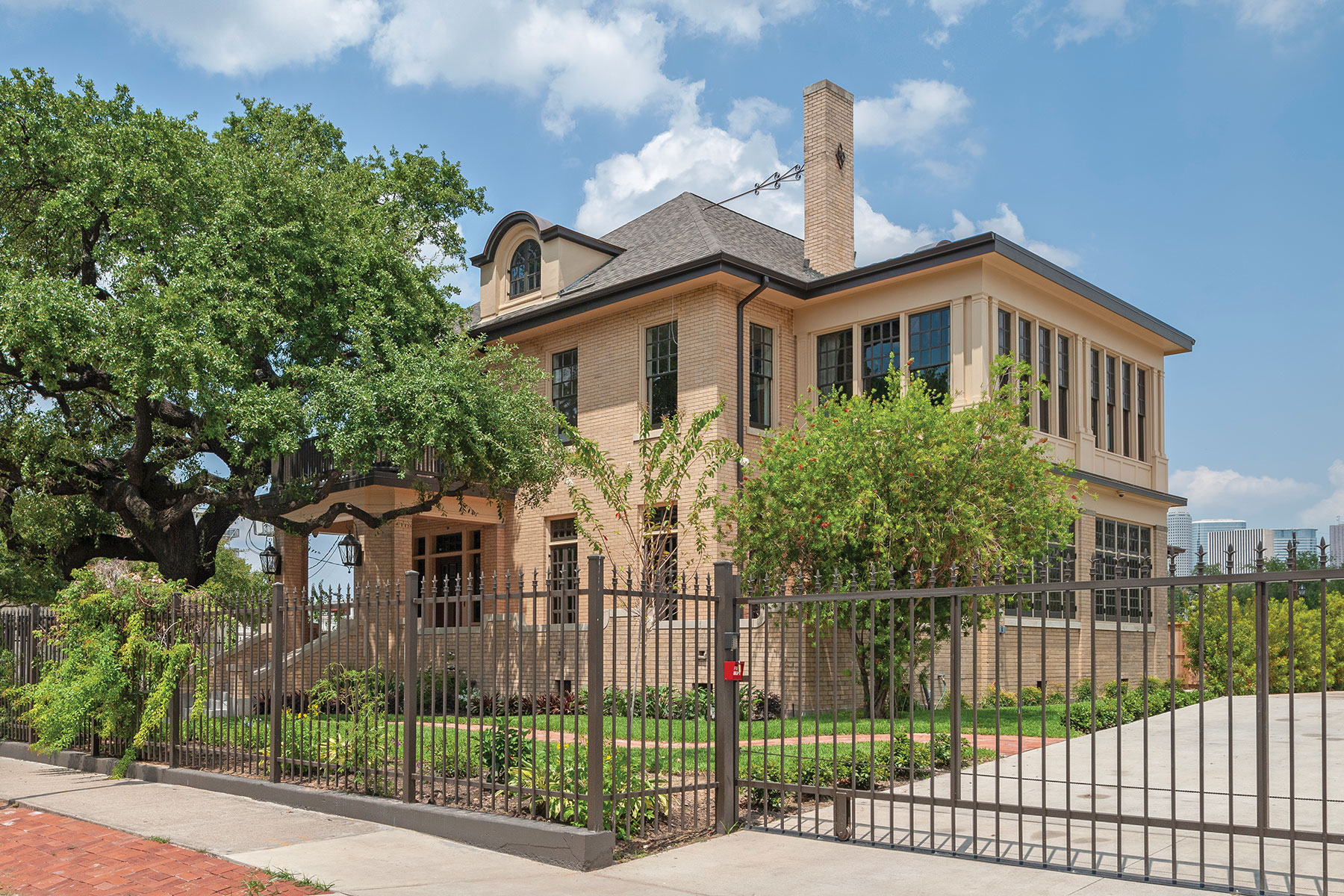 Copy of 3515 Fannin Street
