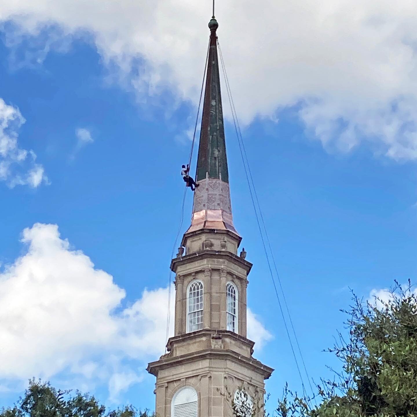 Spotted this week on the spire of St. Luke&rsquo;s Methodist Church (1959, Mark Lemmon) at Westheimer and Edloe: steeplejacks! According to @stlukeshouston, the team travels around the country doing maintenance and repairs on church towers &mdash; an