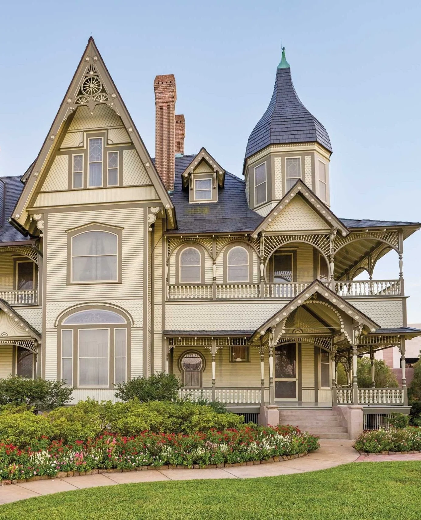 Texas&rsquo; architectural landscape reflects centuries of cultural influence, craftsmanship, and community identity. We&rsquo;re pleased to see Texas Highways highlight five defining architectural styles across the state &mdash; from adobe and verna