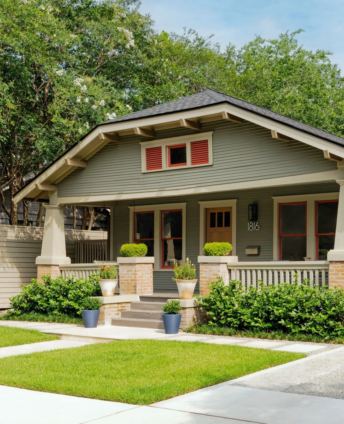 Our #GoodBrickAward winners series continues! We&rsquo;re proud to recognize Jen and Vinod Pathrose for their thoughtful addition to a 1920 bungalow in Cherryhurst.⁠
⁠
This imaginative project redefines what preservation can look like &mdash; seamles