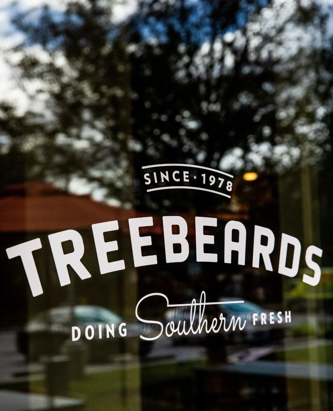 Where Houston gathers! 🍽️ Some places become part of the rhythm of the city.⁠
⁠
From longtime favorites like Treebeards and Christie&rsquo;s Seafood &amp; Steaks to El Patio, these restaurants have been the backdrop for celebrations, traditions, and