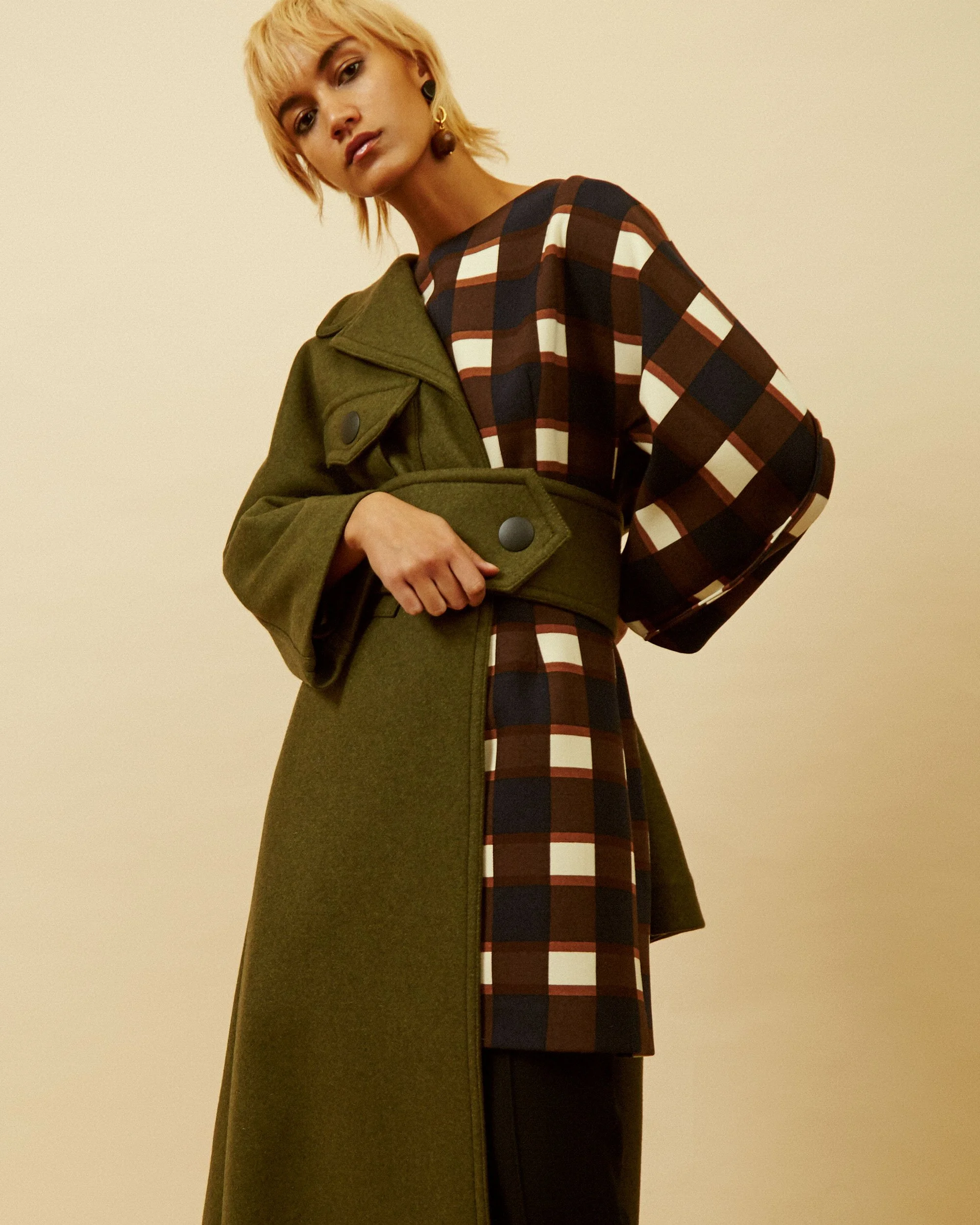 AW16-Womanswear-21.10.1667842.jpg