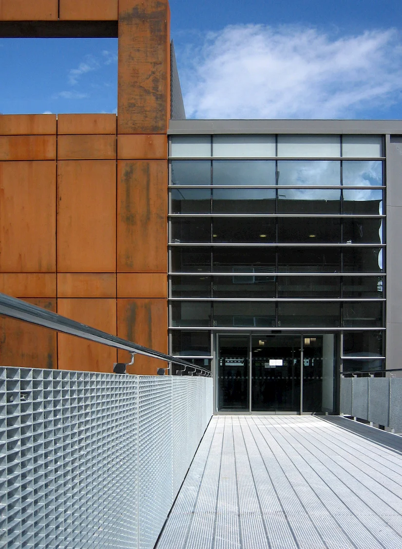 2220_Hereford_College_of_Technology_N77_medium.jpg