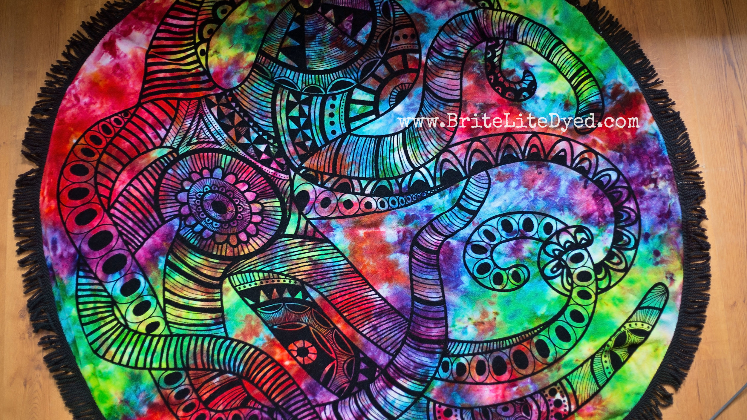 tiedye-towel-beach-blanket-tyedye.jpg