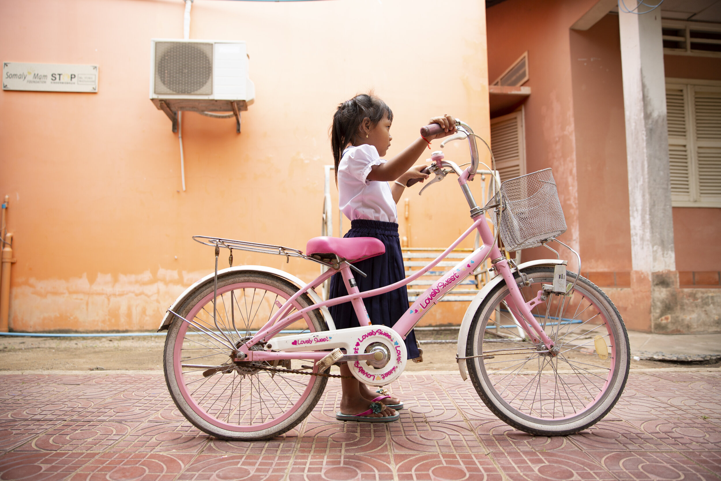 Images by Tenille Salmon Soul Images as part of the 2018 THREADS OF HOPE project, seeing the publishing of our coffee table book. Every sale empowers victims.