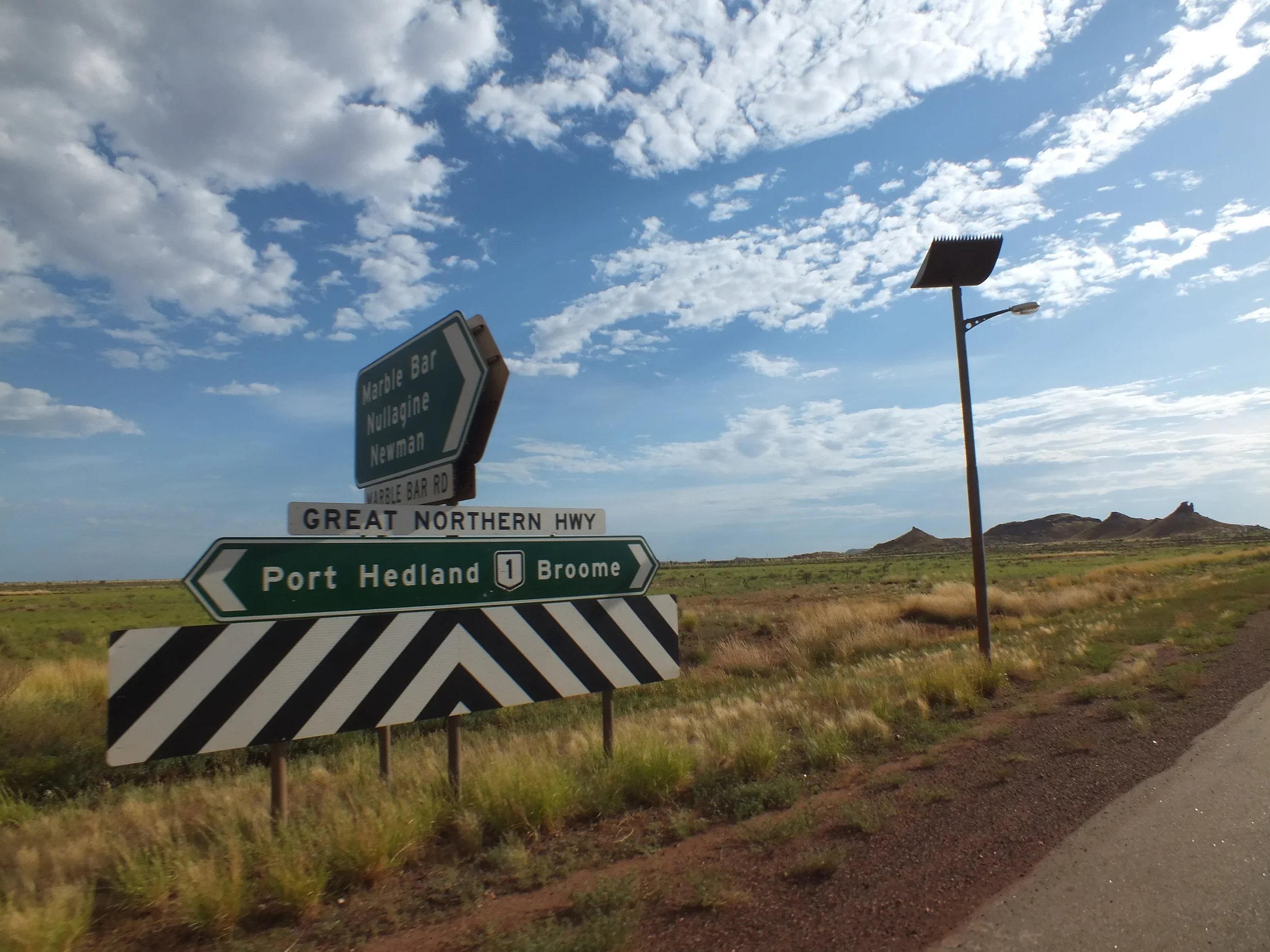 Wirraka Maya and Earbus Foundation Sign MOU