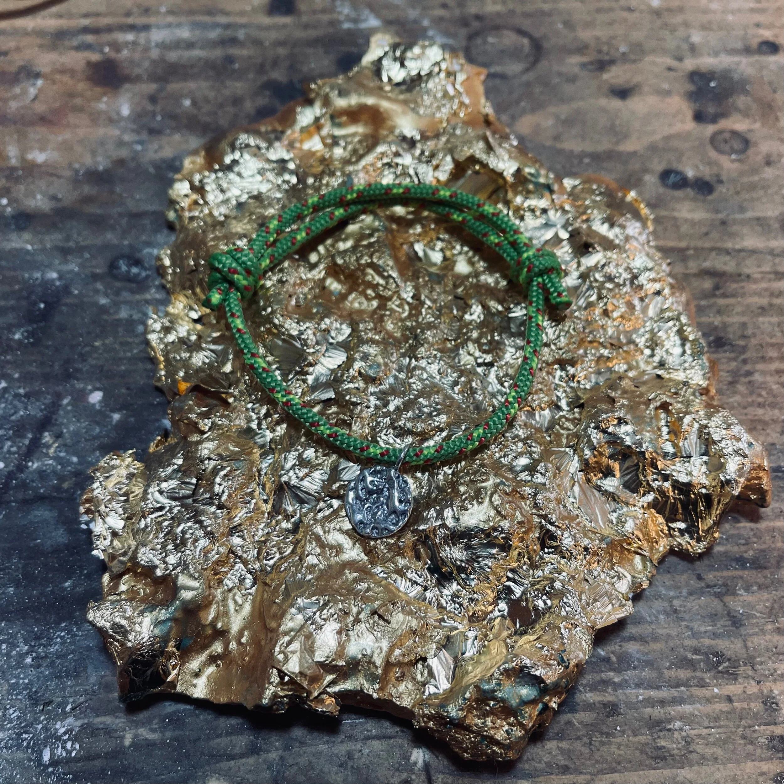 728B8A61-40E1-4CC9-9EF6-C19772F9FBC5