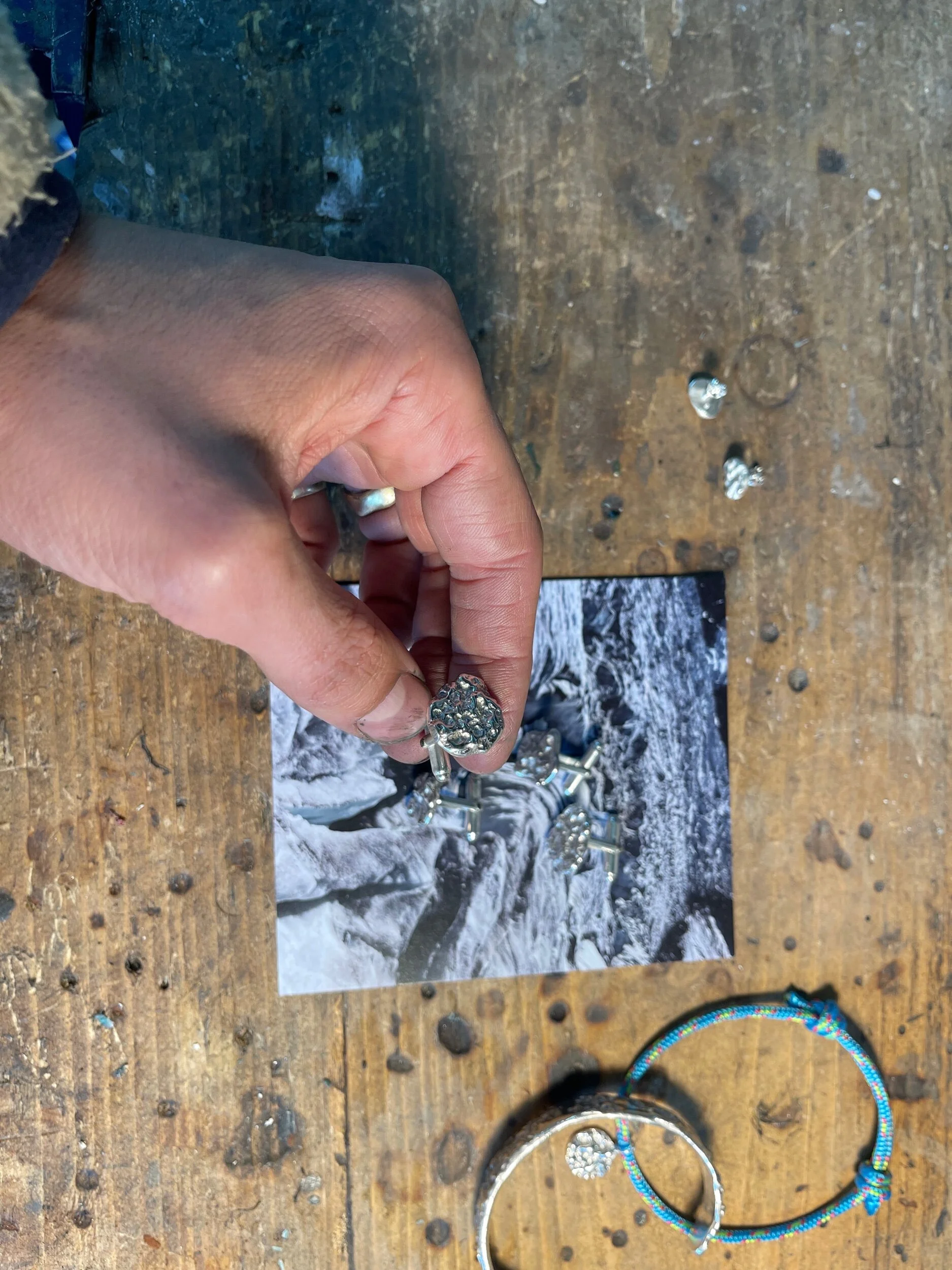 8207F8BE-4849-4189-8D60-078F9B311F0F