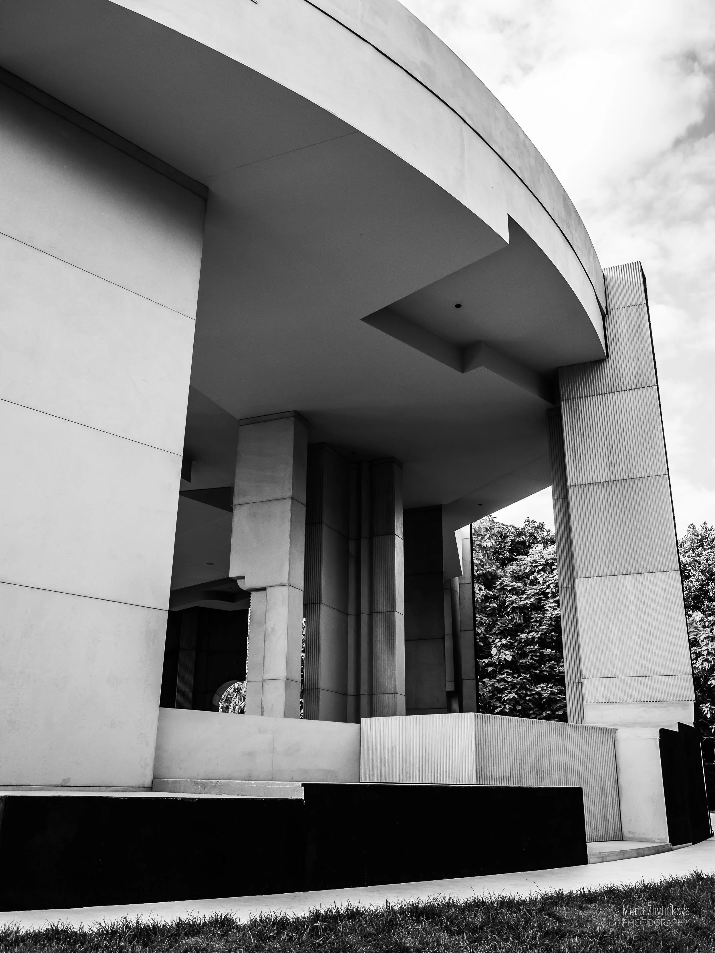 P2330109-low-web.jpg