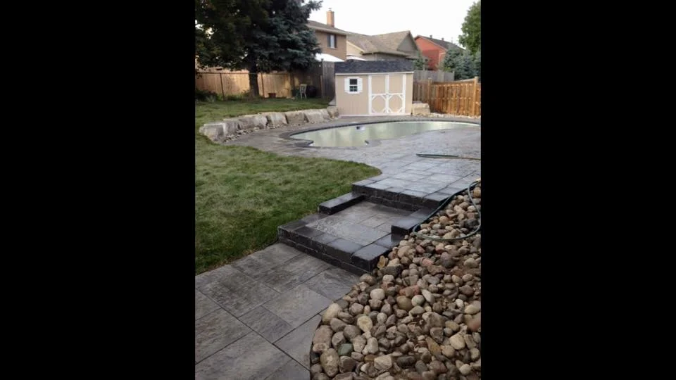elevation done in pavers