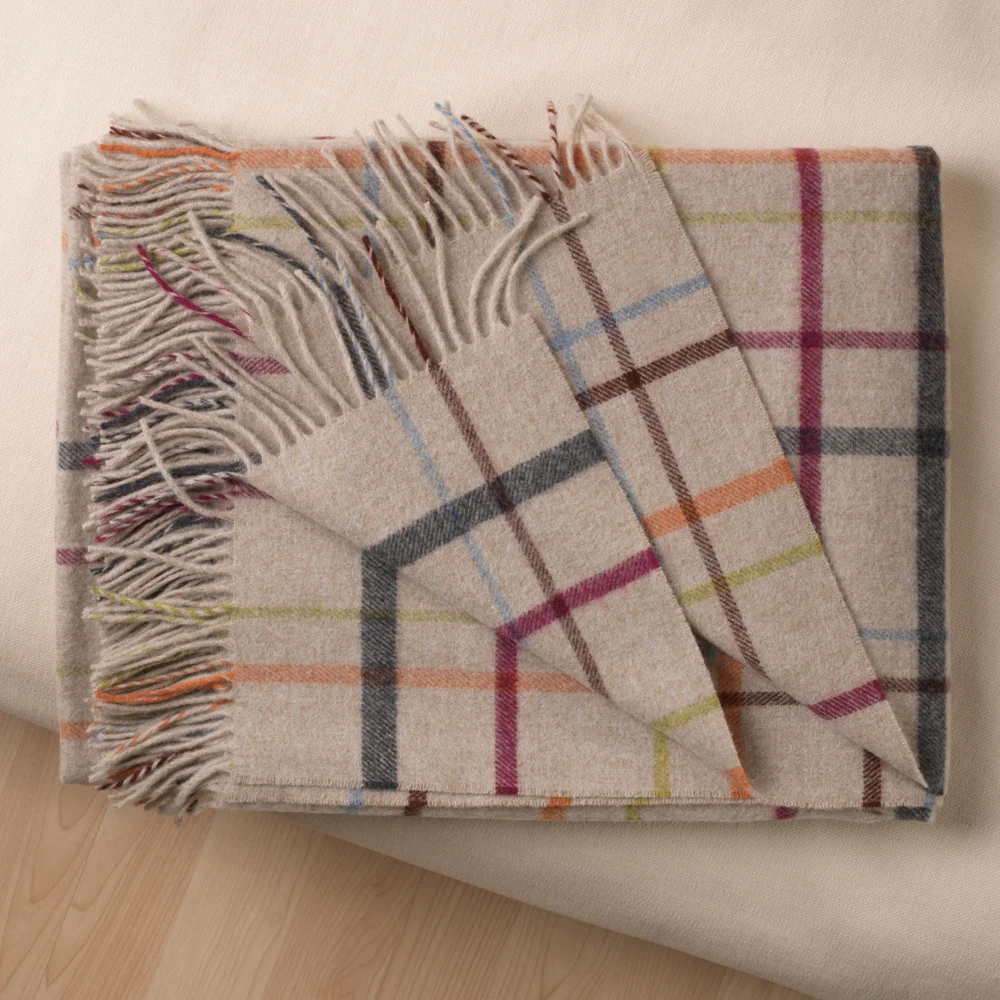 Pure Merino Wool Throw: Beige