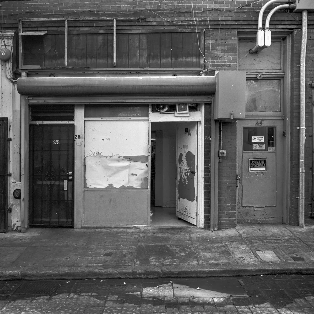 Chinatown, San Francisco, CA, November 2014 Mamiya 6 + Ilford HP5