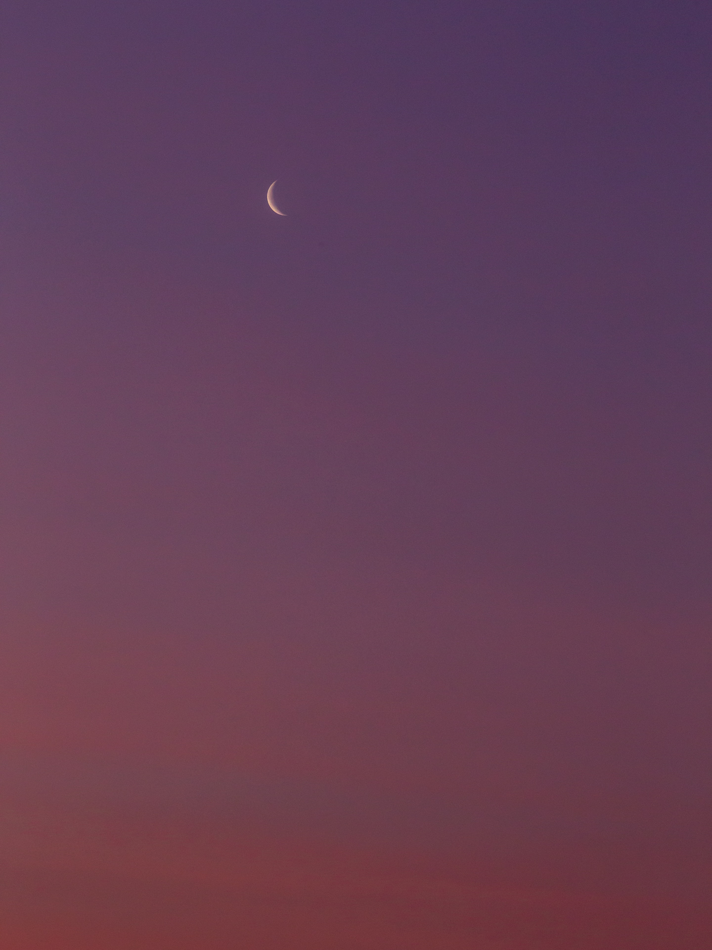 Waning Crescent Moon at Sunrise | 20190430 0601 E:38.96x77.00@84m