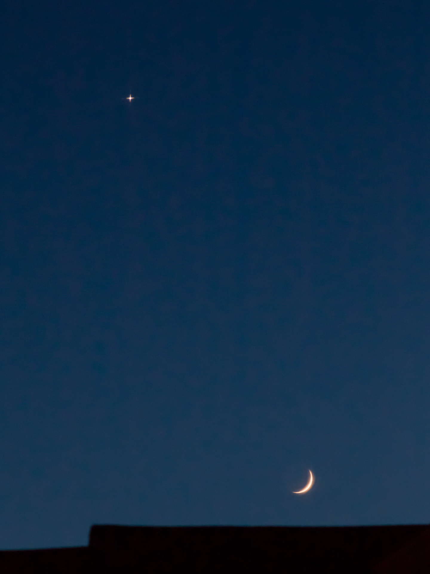 Venus Watching the Moonset | 20180615 2053 W:38.96x77.00@84m
