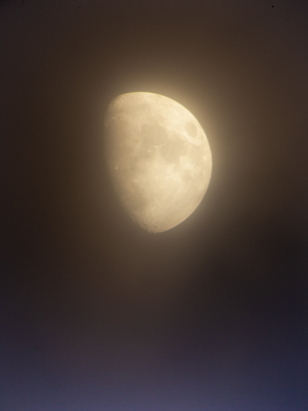 \ Fuzzy Gibbous \