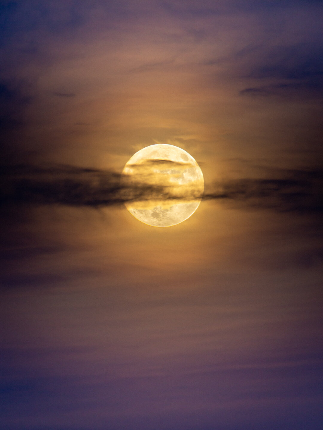 \ Sunset Moonrise \
