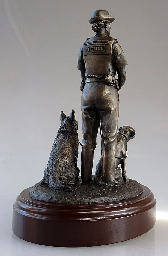 WPC-2-dog-handller-3.jpg
